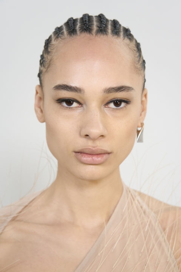 مجموعة Courreges لخريف وشتاء 2024-2025 في باريس