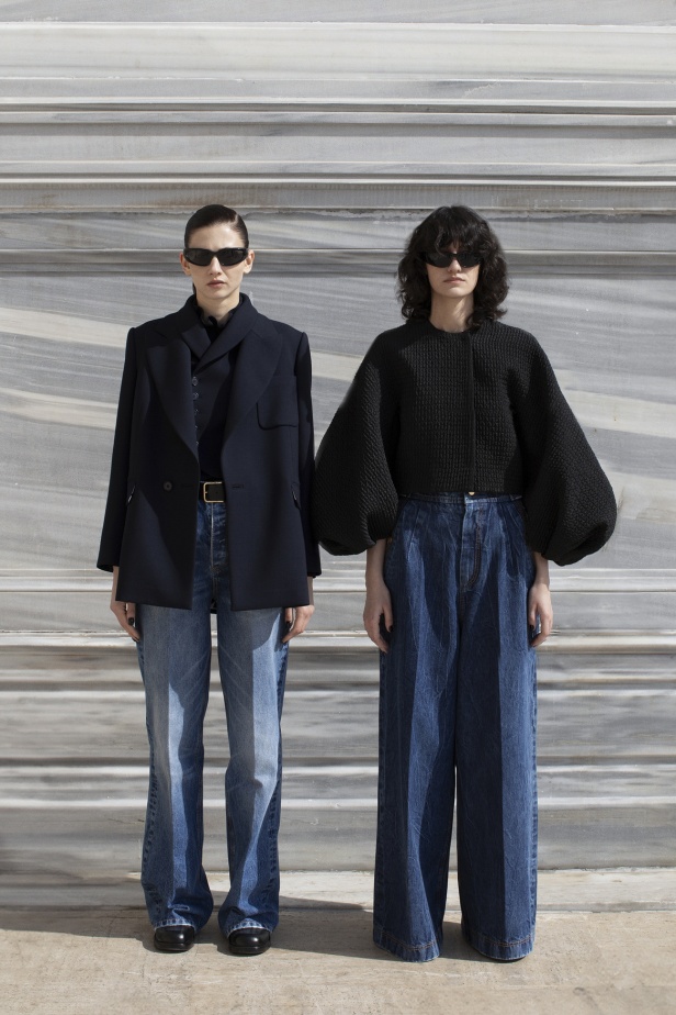 مجموعة Dice Kayek لخريف وشتاء 2024 في باريس