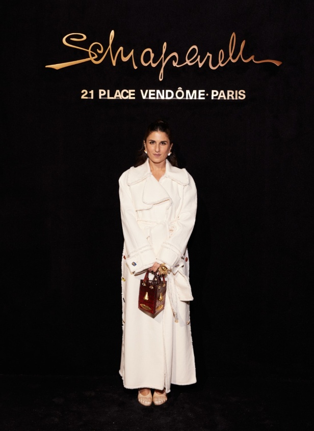 مجموعة Schiaparelli لخريف وشتاء 2024.. فخامة معتادة وعالم من الإبداع