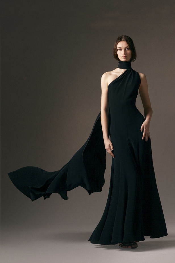 مجموعة Alexis Mabille لخريف وشتاء 2024