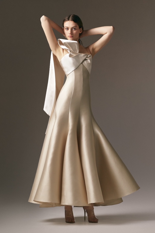 مجموعة Alexis Mabille لخريف وشتاء 2024