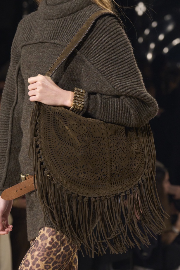 مجموعة Isabel Marant لخريف وشتاء 2024 بين النمط البوهيمي والإحساس الغربي