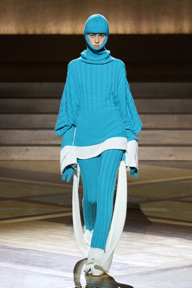 مجموعة Issey Miyake لخريف وشتاء 2024-2025