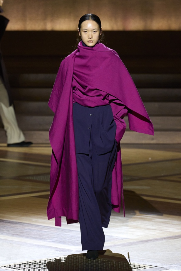 مجموعة Issey Miyake لخريف وشتاء 2024-2025