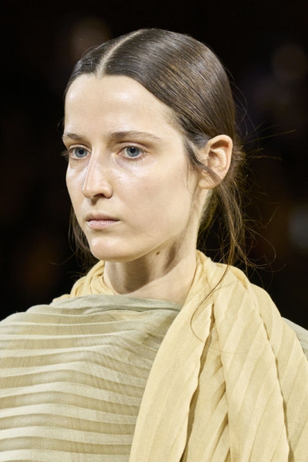 مجموعة Issey Miyake لخريف وشتاء 2024-2025