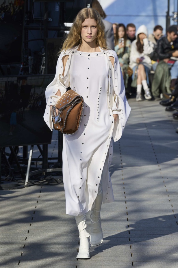 مجموعة  Stella McCartney لخريف 2024