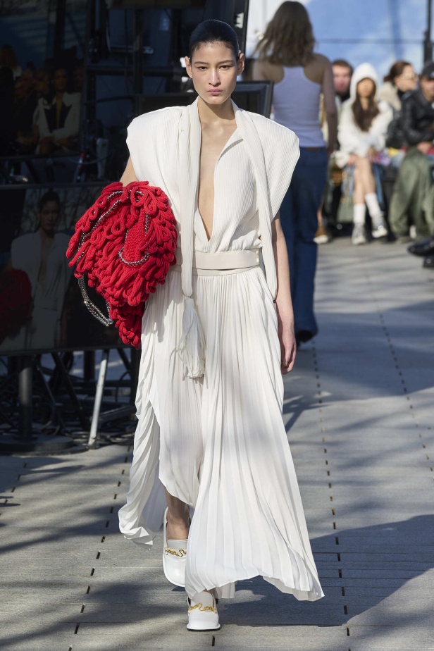 مجموعة  Stella McCartney لخريف 2024