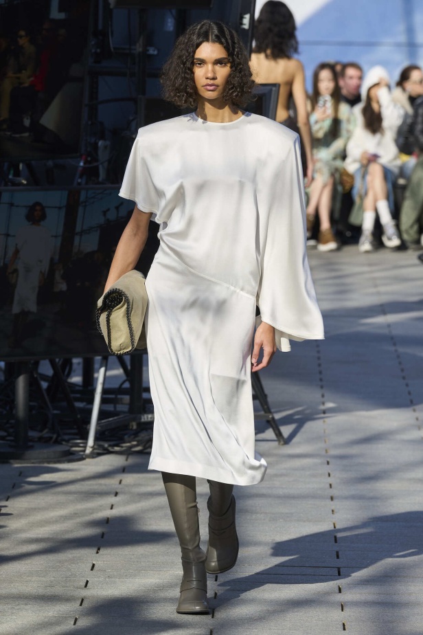 مجموعة  Stella McCartney لخريف 2024