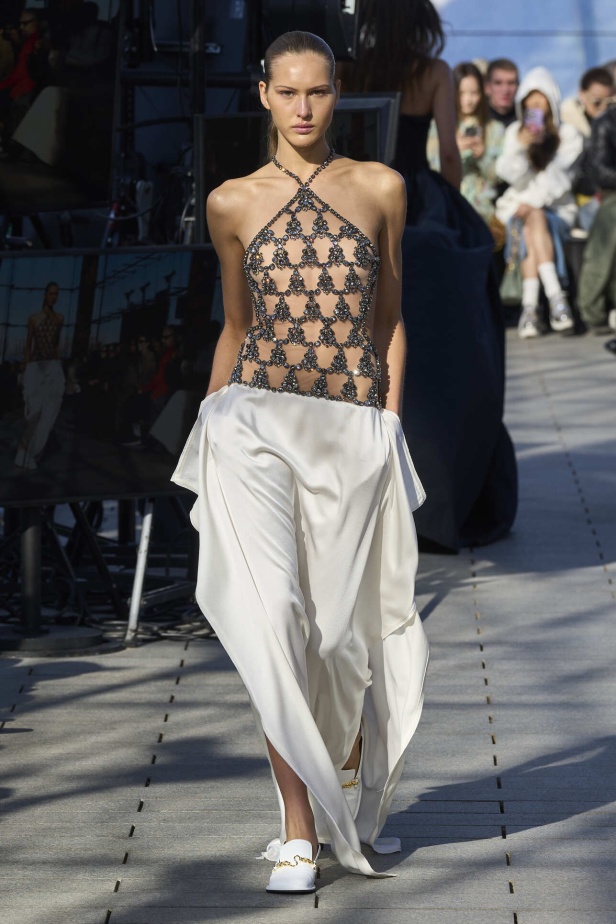 مجموعة  Stella McCartney لخريف 2024