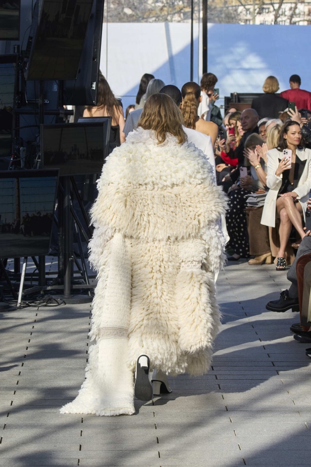 مجموعة  Stella McCartney لخريف 2024