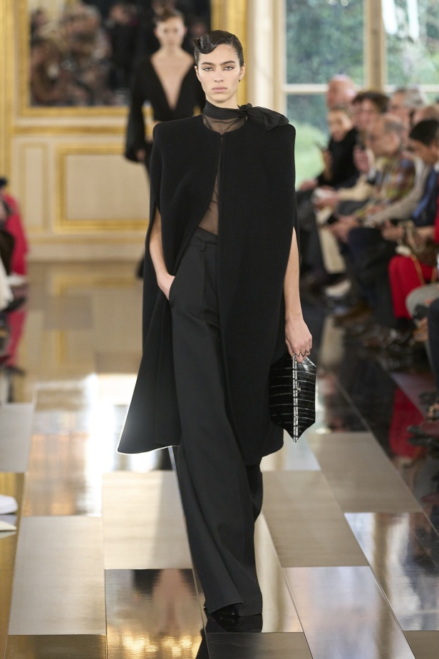 "فالنتينو" خريف و شتاء 2024