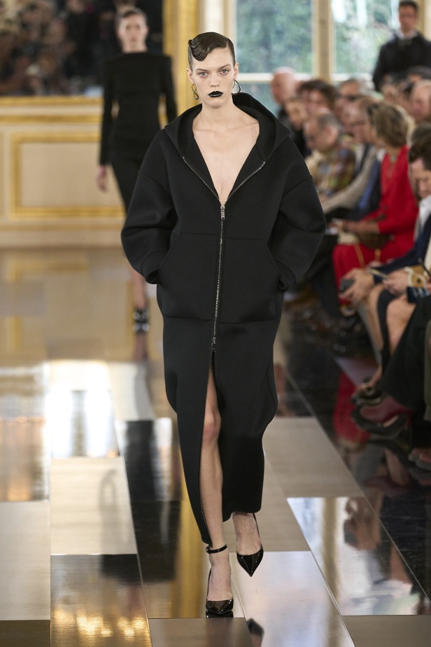 "فالنتينو" خريف و شتاء 2024