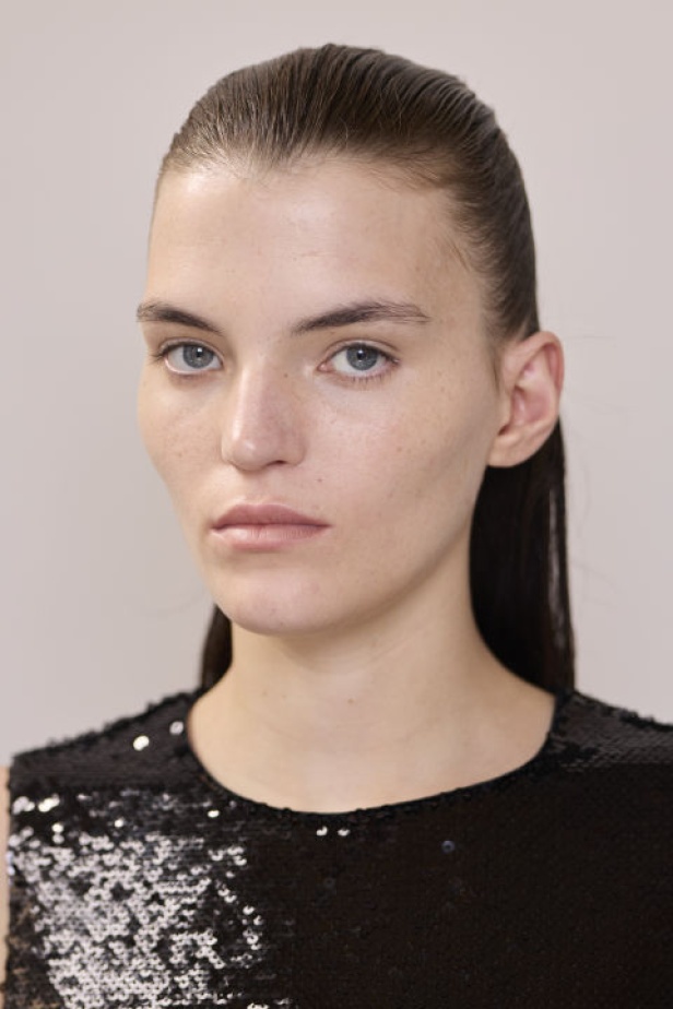 مجموعة Giambattista Valli لخريف وشتاء 2024