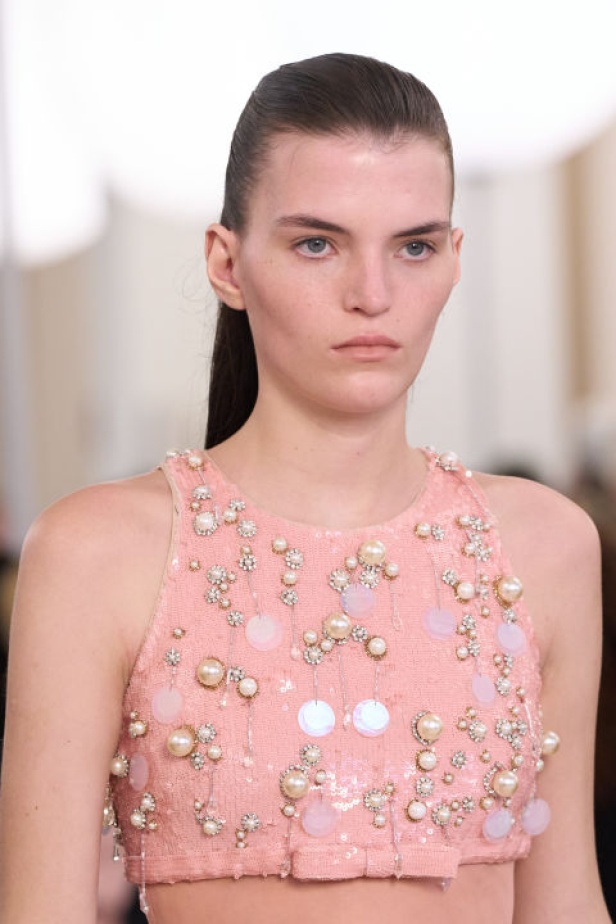 مجموعة Giambattista Valli لخريف وشتاء 2024