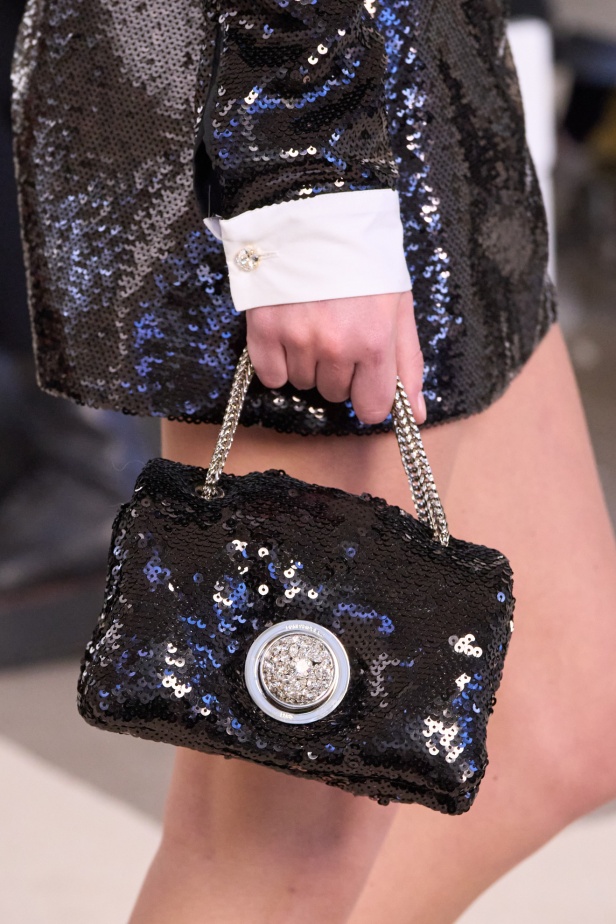 مجموعة Giambattista Valli لخريف وشتاء 2024