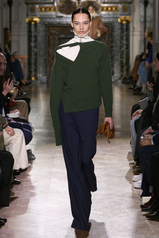 "فيكتوريا بيكهام" خريف و شتاء 2024