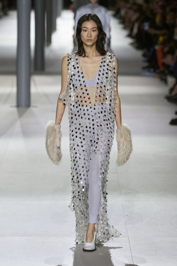 مجموعة Louis Vuitton احتفال بإبداعات Nicolas Ghesquière على مدار 10 سنوات 