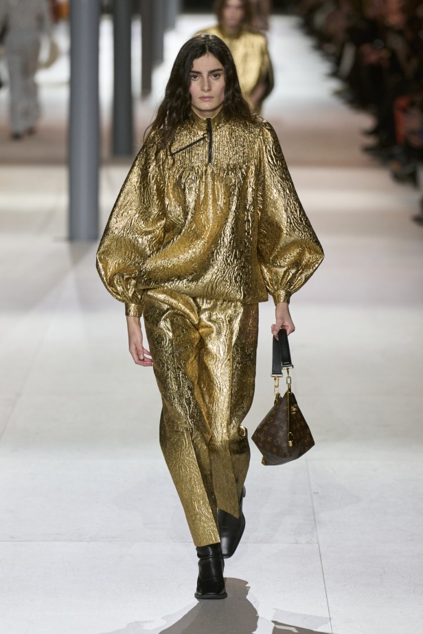 مجموعة Louis Vuitton احتفال بإبداعات Nicolas Ghesquière على مدار 10 سنوات 