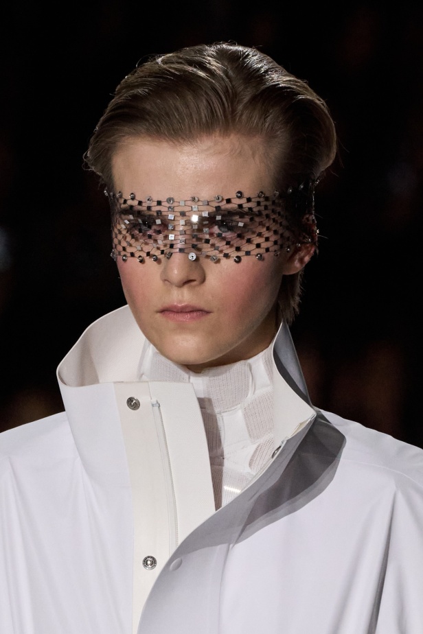 مجموعة Louis Vuitton احتفال بإبداعات Nicolas Ghesquière على مدار 10 سنوات 