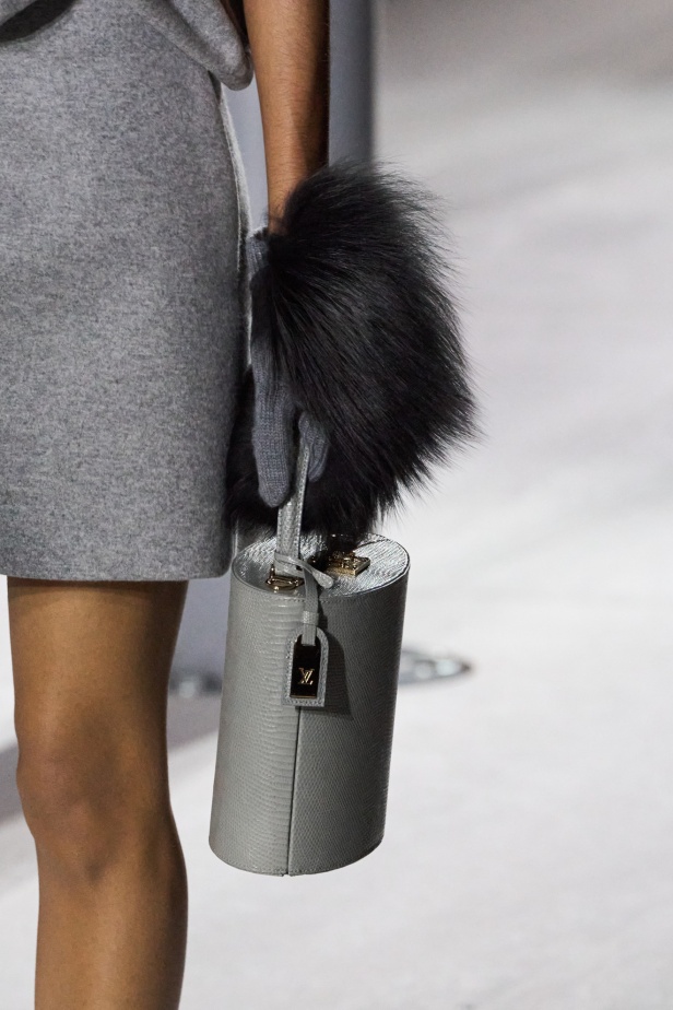 مجموعة Louis Vuitton احتفال بإبداعات Nicolas Ghesquière على مدار 10 سنوات 