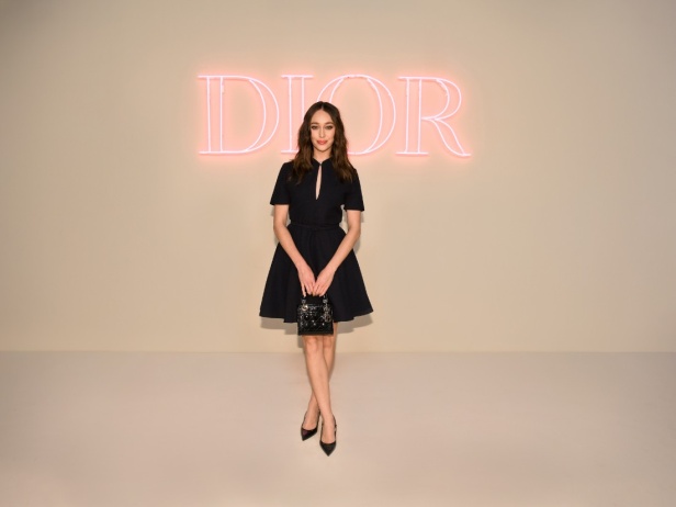 مجموعة ديور Pre-Fall 2024 تجمع بين باريس ونيويورك وتحتفي بلقاء الثقافتين 