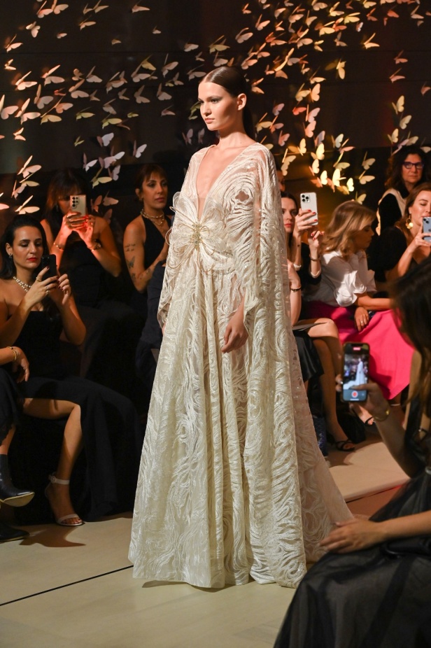 مجموعة "باسيل سودا" للأزياء الراقية لربيع وصيف 2025... جاد سودا لـ"هي": إصرارنا على الابتكار لا يعرف التردد واختيار الفراشات تكريم لوالدي