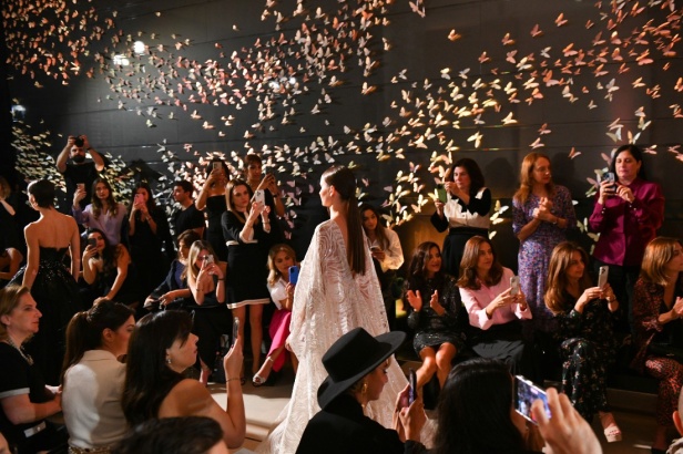 مجموعة "باسيل سودا" للأزياء الراقية لربيع وصيف 2025... جاد سودا لـ"هي": إصرارنا على الابتكار لا يعرف التردد واختيار الفراشات تكريم لوالدي