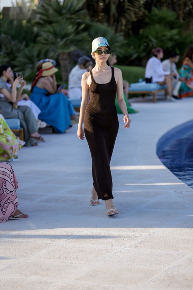 عرض أزياء Yasmina Q 