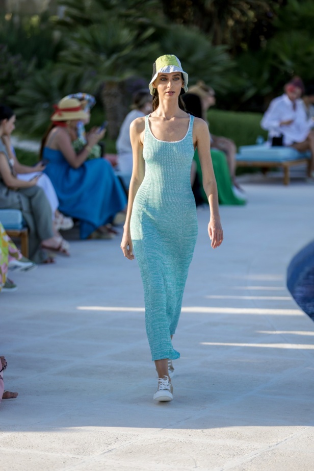 عرض أزياء Yasmina Q 