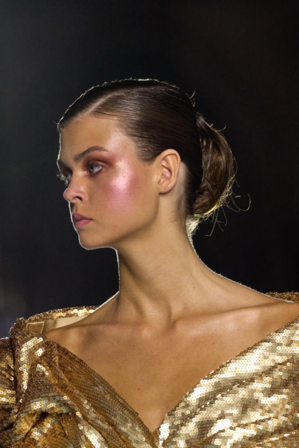 اطلالات جمالية لمﺠﻤﻮﻋﺔ ﺟﻮرج ﺷﻘﺮا لخريف وﺷﺘﺎء 2024-2025