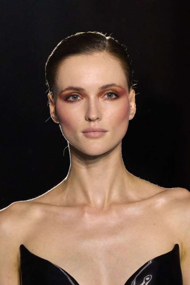 اطلالات جمالية لمﺠﻤﻮﻋﺔ ﺟﻮرج ﺷﻘﺮا لخريف وﺷﺘﺎء 2024-2025