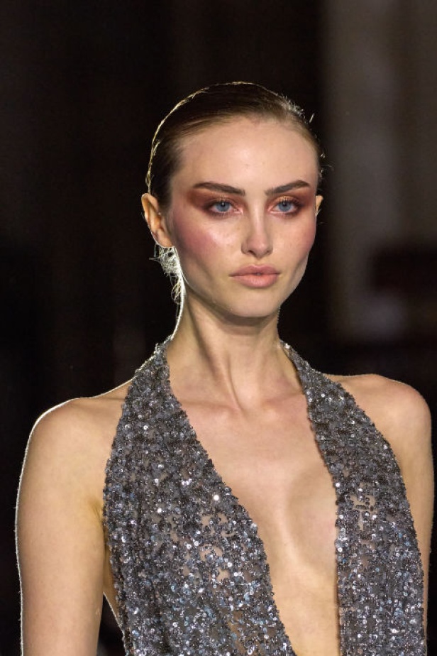 اطلالات جمالية لمﺠﻤﻮﻋﺔ ﺟﻮرج ﺷﻘﺮا لخريف وﺷﺘﺎء 2024-2025