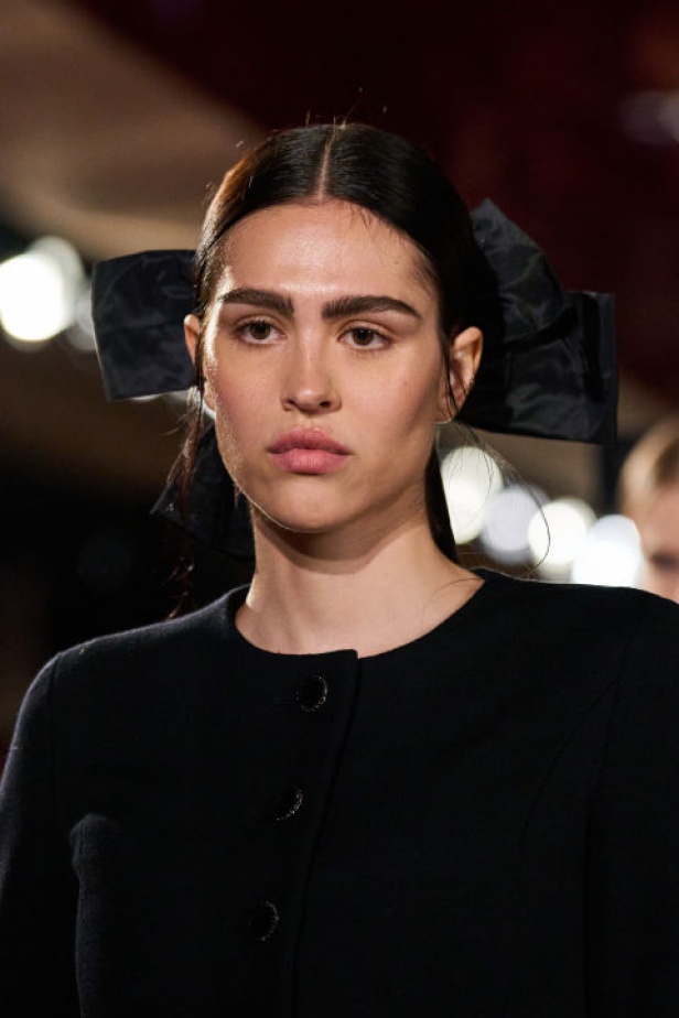 اطلالات جمالية لمجموعة شانيل  لموسم خريف وشتاء 2024-2025