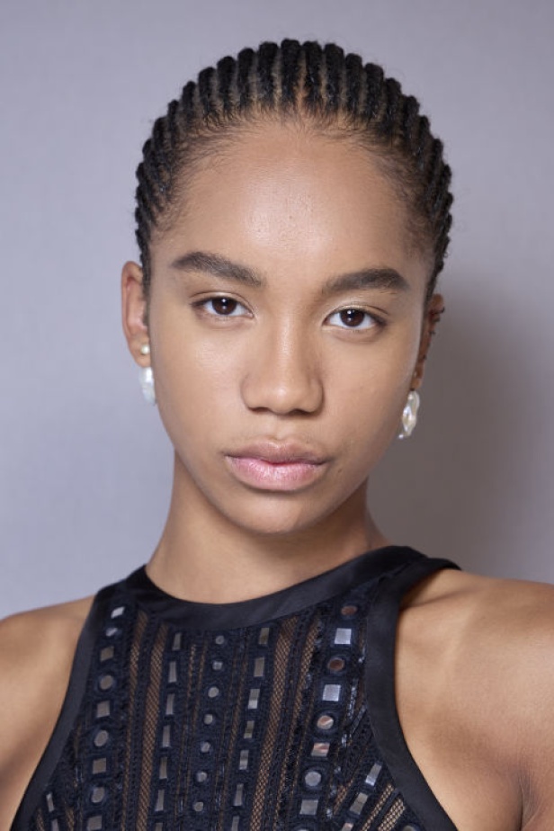 اطلالات جمالية لمجموعة Christian Dior لموسم خريف وشتاء 2025