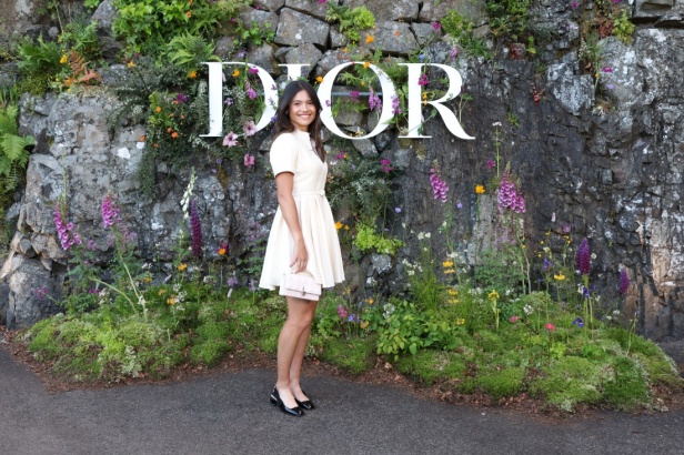 مجموعة ديور Cruise 2025 تحتفل بالروابط القوية بين الدار واسكتلندا... وماريا غراتسيا كيوري تتبّع خطوات "كريستيان ديور" حول العالم