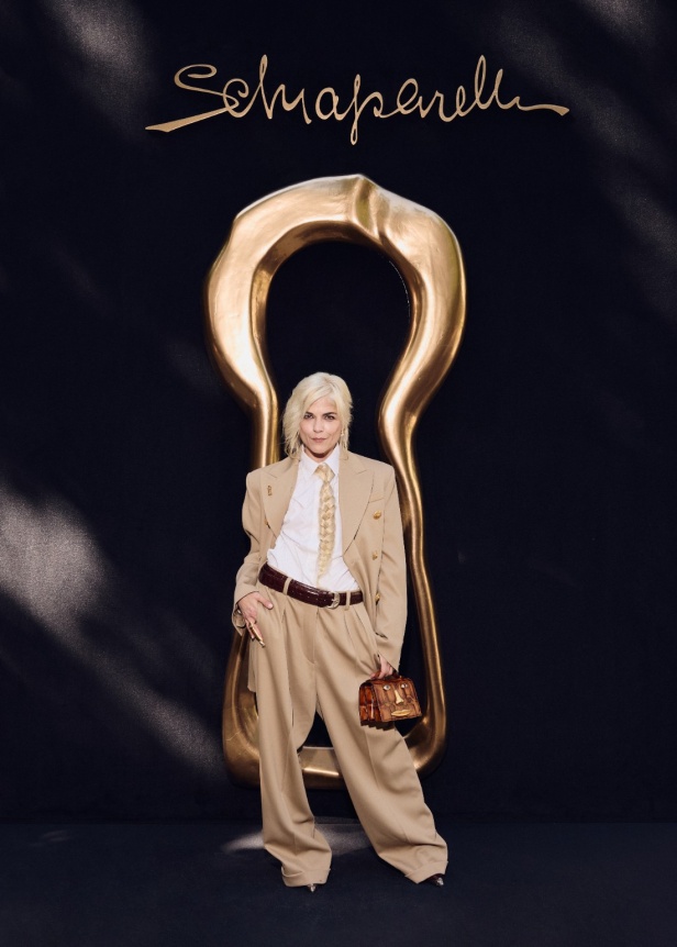 مجموعة Schiaparelli للأزياء الراقية لخريف وشتاء 2025... تكريم لموهبة "إلسا" الفريدة في التجدد