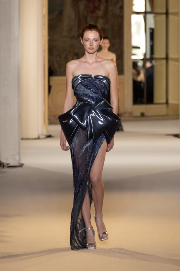 عناصر الطبيعة تستحوذ على مجموعة طوني ورد للأزياء الراقية وتتخذ أشكالاً عديدة من خلال التكاوين والقصات