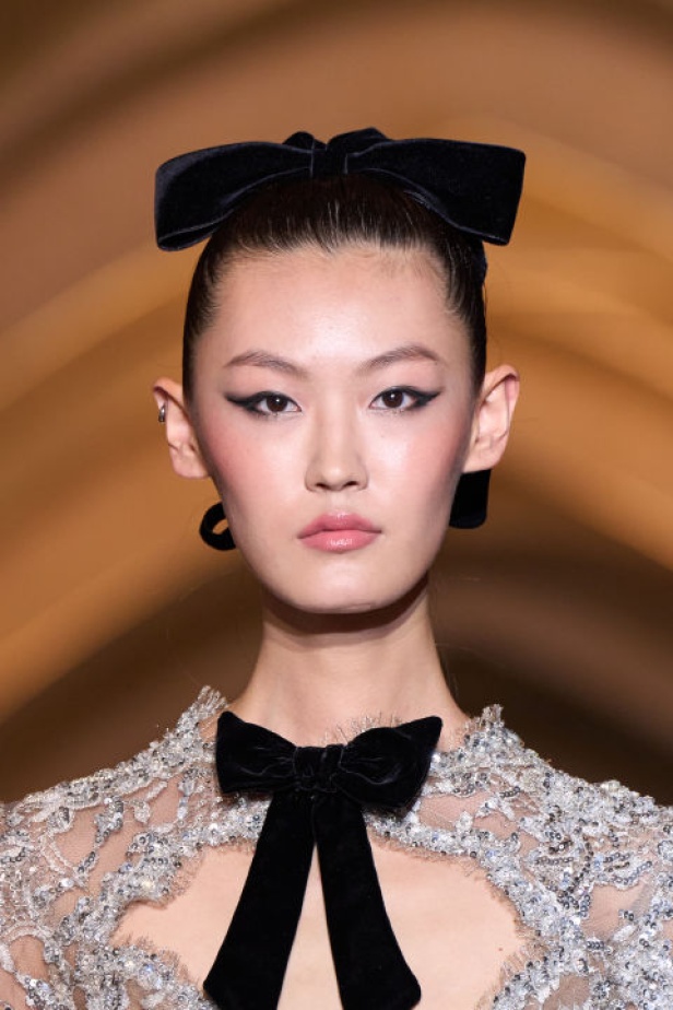 اطلالات جمالية لمجموعة Tamara Ralph للأزياء الراقية لموسم خريف وشتاء 2024-2025