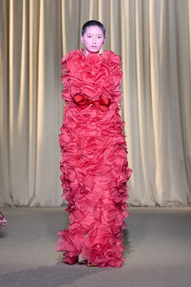 مجموعة جامباتيستا فالي خريف و شتاء 2024-2025 للأزياء الراقية