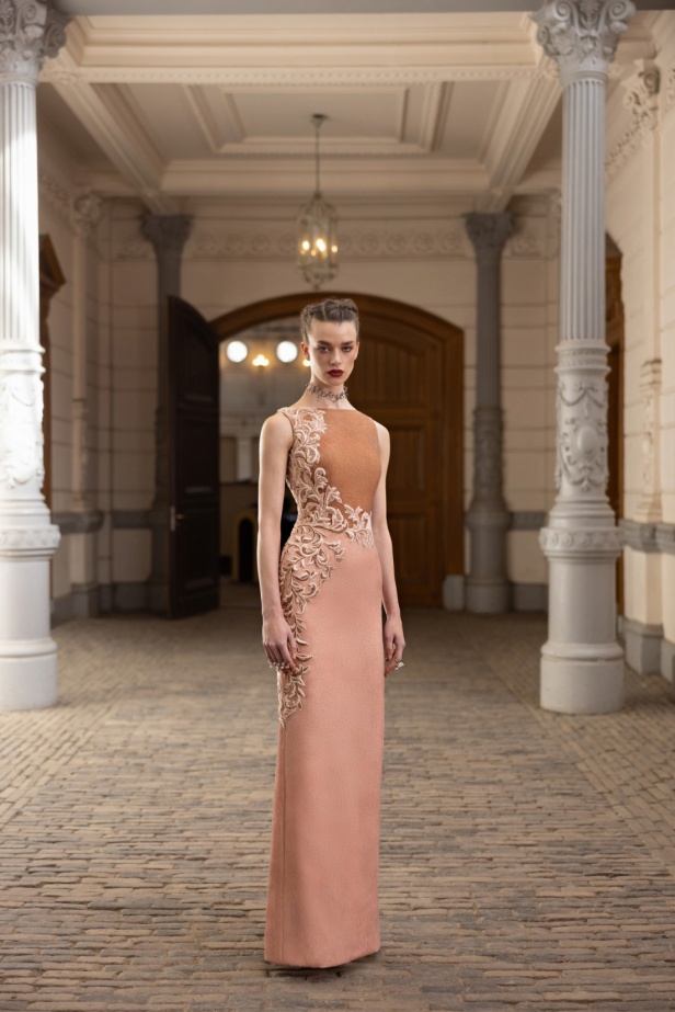 إبداع وأناقة في مجموعة رامي قاضي "Meydan" لخريف وشتاء 2024-2025... تجسيد روح الفروسية برقيّ وأنوثة لا مثيل لهما