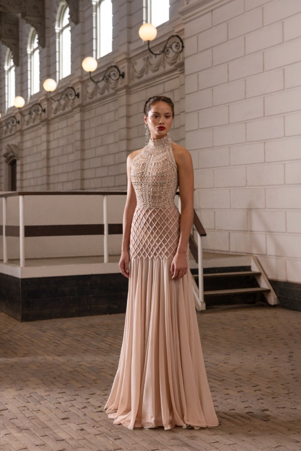 إبداع وأناقة في مجموعة رامي قاضي "Meydan" لخريف وشتاء 2024-2025... تجسيد روح الفروسية برقيّ وأنوثة لا مثيل لهما