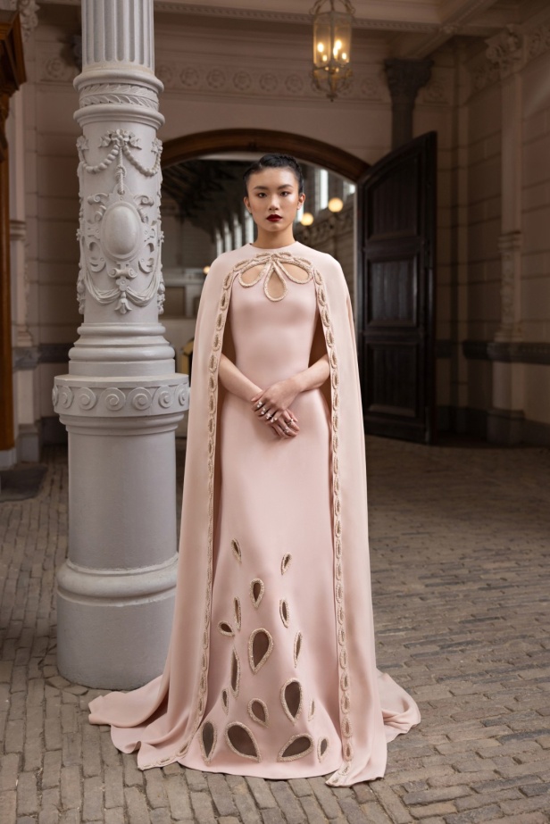 إبداع وأناقة في مجموعة رامي قاضي "Meydan" لخريف وشتاء 2024-2025... تجسيد روح الفروسية برقيّ وأنوثة لا مثيل لهما