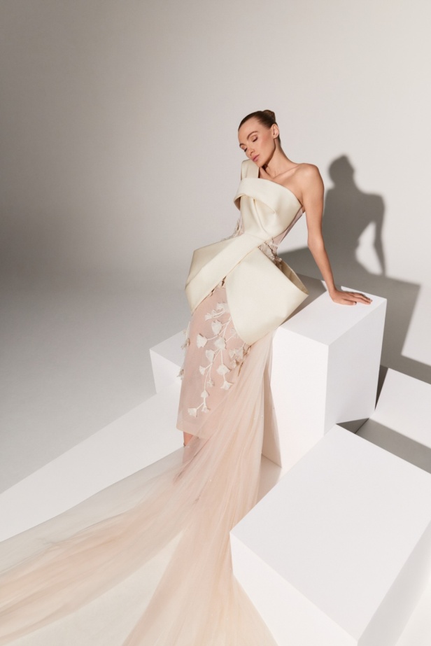 مجموعة Azzi & Osta خريف و شتاء 2024 للأزياء الراقية