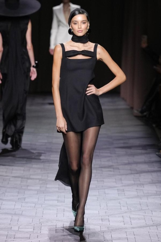 مجموعة Nina Ricci لربيع وصيف 2025 في باريس