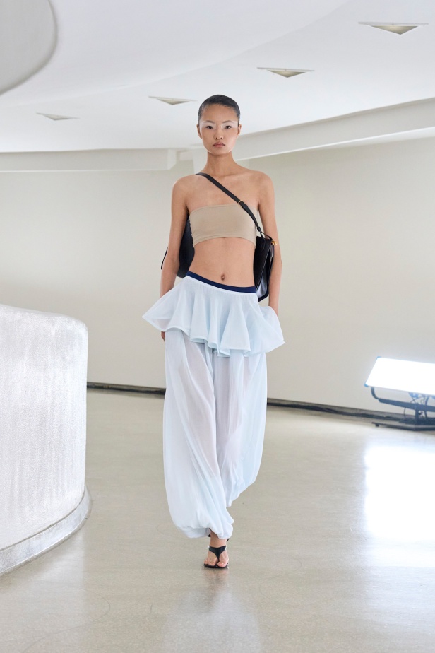 مجموعة Alaia ربيع و صيف 2025