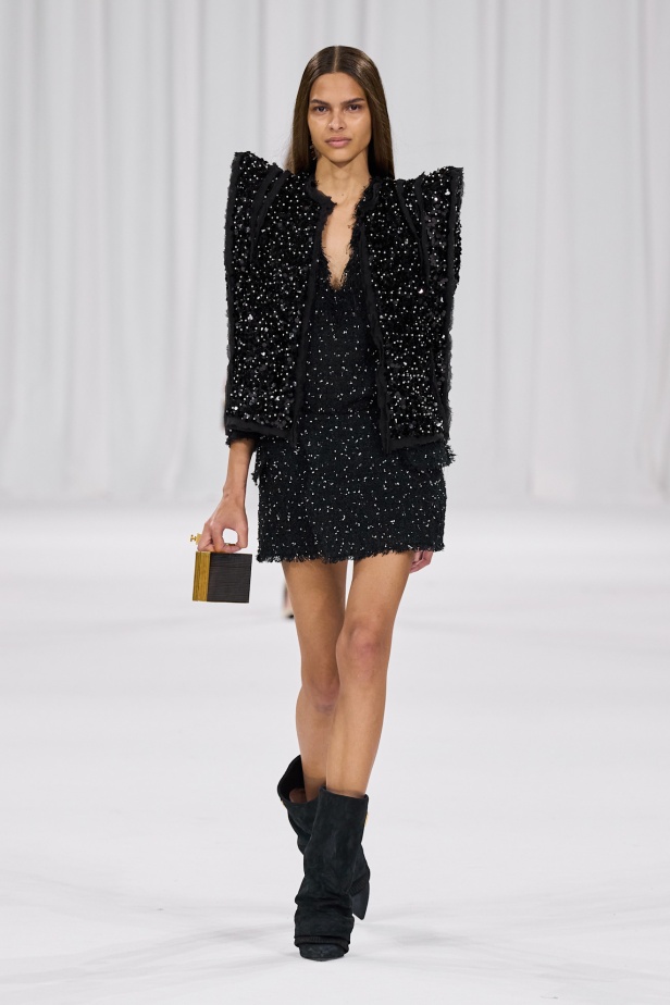 عودة إلى الجذور في مجموعة بالمان لربيع 2025