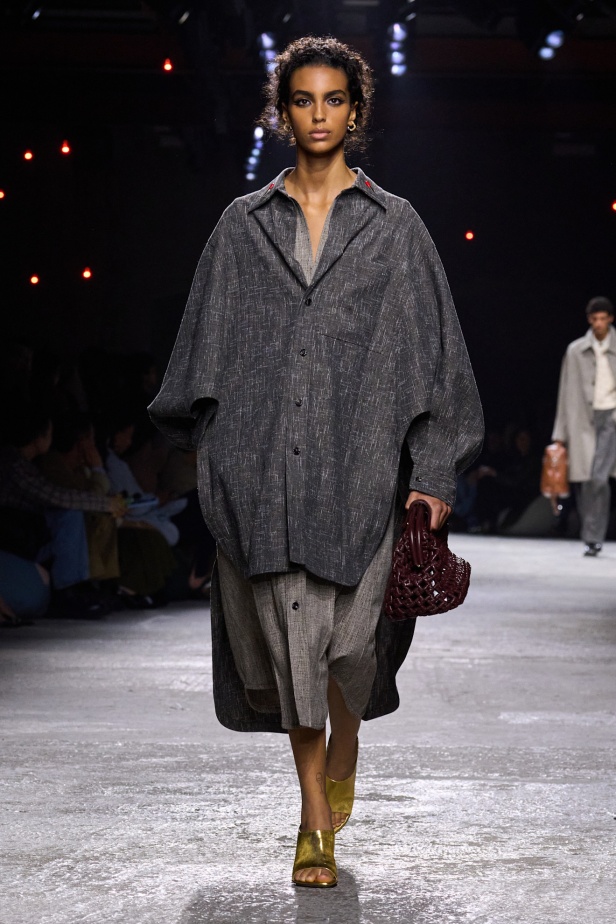 مجموعة Bottega Veneta لربيع وصيف 2025