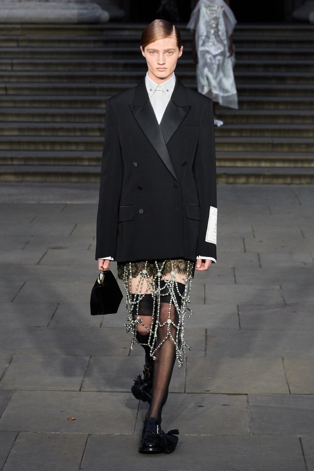 مجموعة Erdem لربيع وصيف 2025