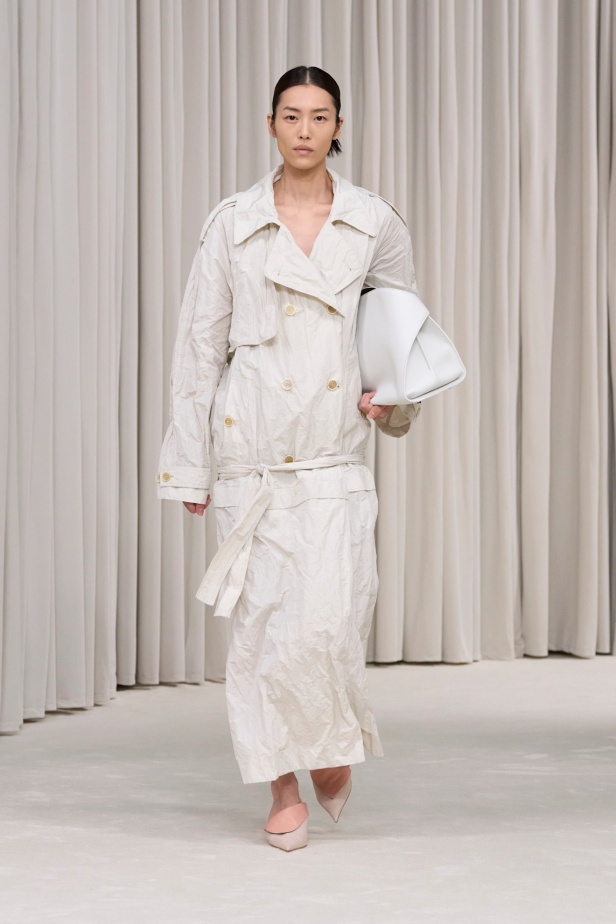 مجموعة Ferragamo ربيع و صيف 2025