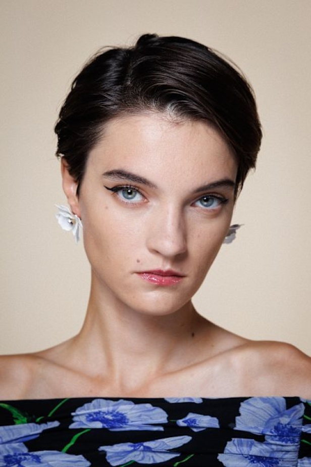 عرض أزياء Carolina Herrera لربيع وصيف 2024-2025